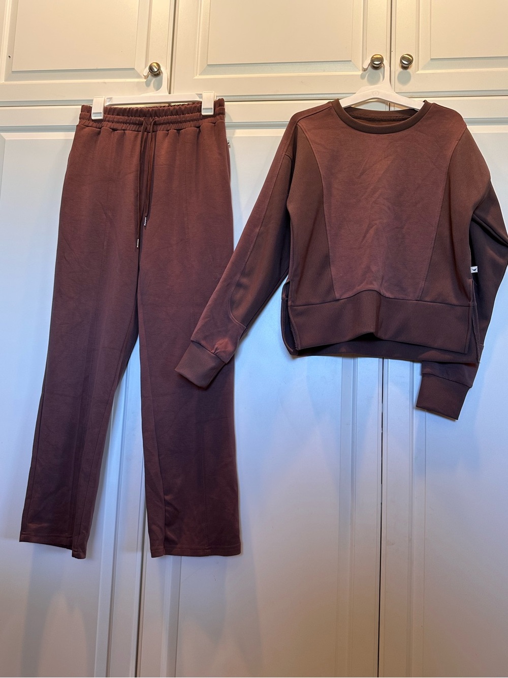 Jessica Simpson Chocolate Brown Lounge Sweatshirt & Joggers Set Size M Like New